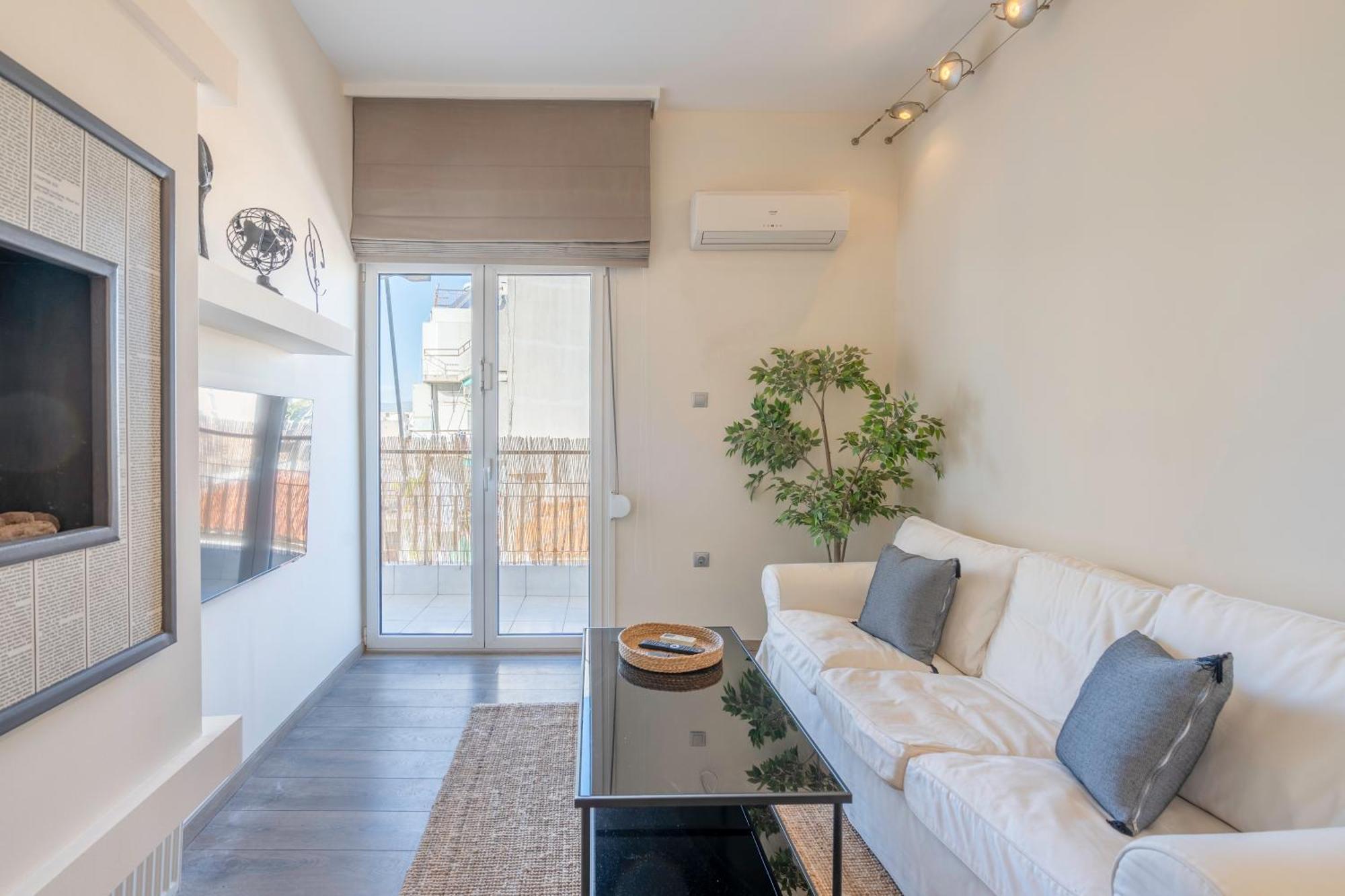 City Oasis: Newly Renovated 2Br Apt In City Center Aten Exteriör bild